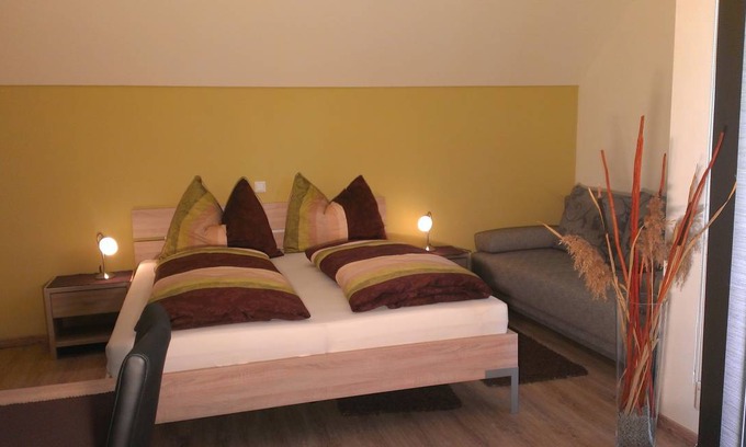 Pulkau Station Balnéaire | Chambre privée ∙ 1 chambre ∙ 3 personnes