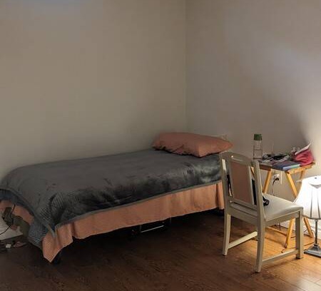 Hurontario Station Balnéaire | Chambre privée ∙ 1 personne