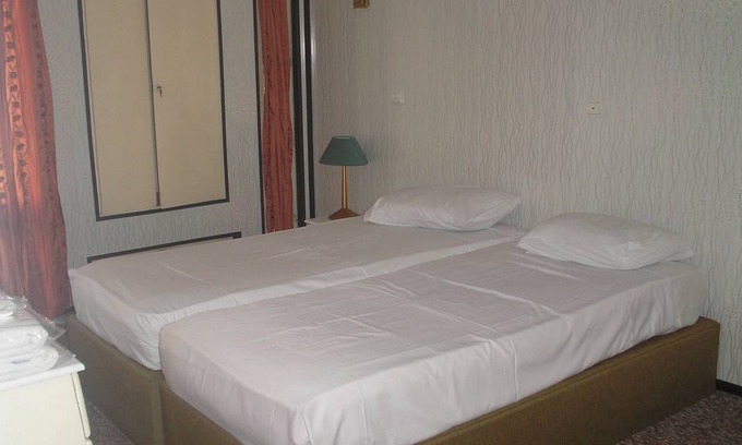 Tehran Province Station Balnéaire | Chambre privée ∙ 2 personnes