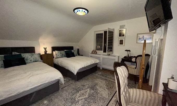 Caherconlish Station Balnéaire | Chambre privée ∙ 2 personnes