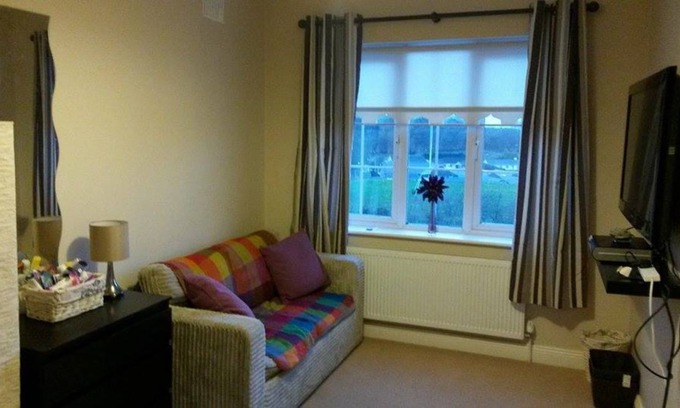 Ballyjamesduff Station Balnéaire | Chambre privée ∙ 2 personnes