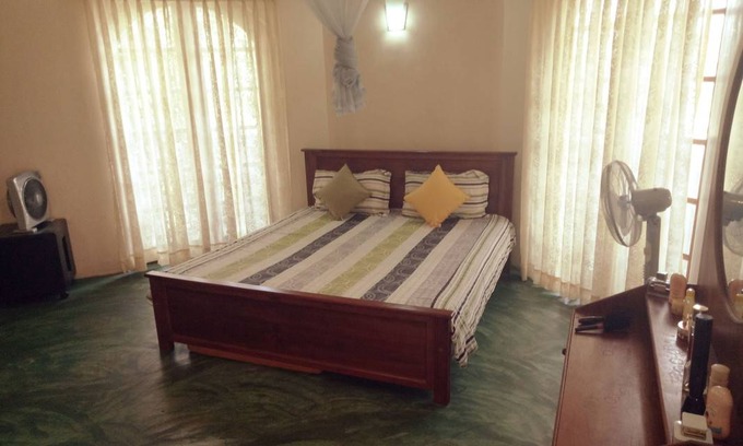 Kandy Station Balnéaire | Chambre privée ∙ 2 personnes