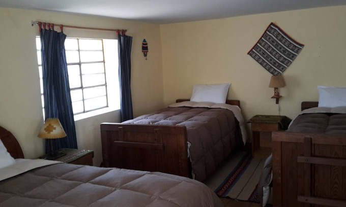 Urubamba Station Balnéaire | Chambre privée ∙ 3 personnes