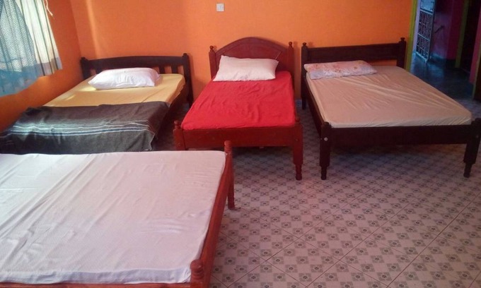 Nairobi Station Balnéaire | Chambre privée ∙ 3 personnes