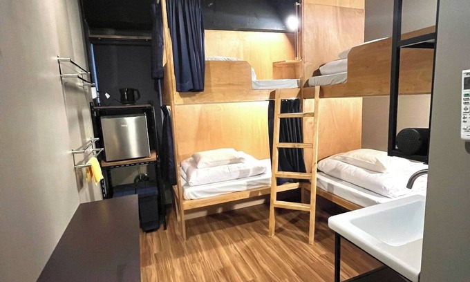 Mita Appartement | Private room for 4 people single size bed / Minato-ku Tokyo