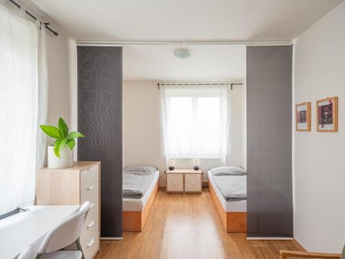 Levice Appartement | Private room in Art Centre