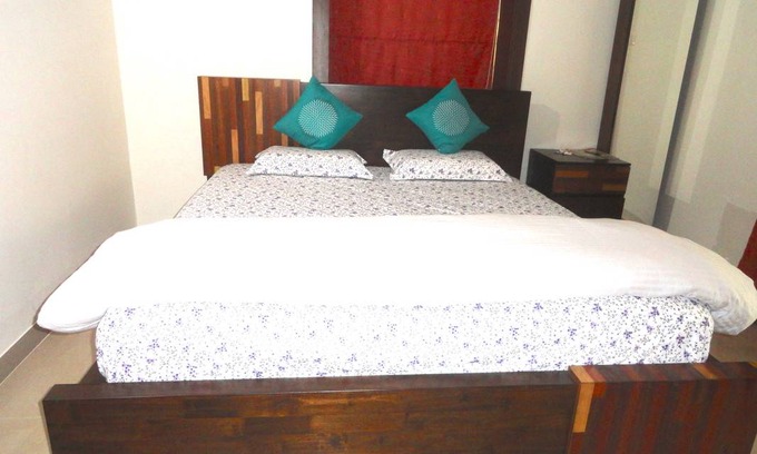 Bhubaneshwar Station Balnéaire | Chambre privée ∙ 2 personnes