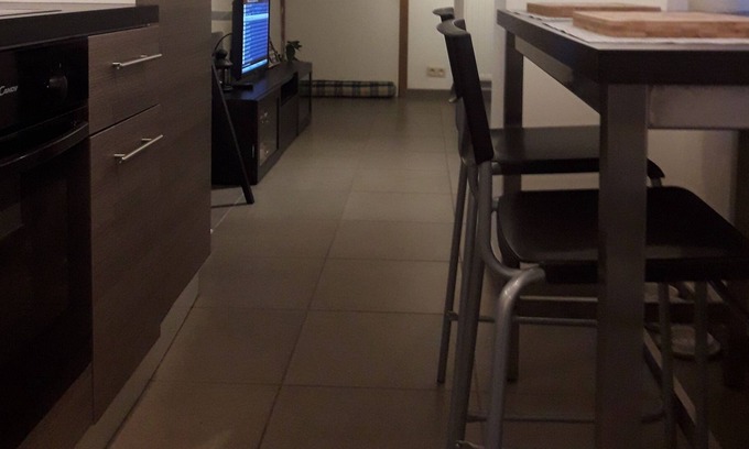 Nimy Lit Et Petit-Déjeuner | Private room in shared apartment. Very bright and spacious apartment