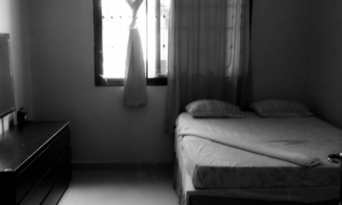 Sinza Station Balnéaire | Chambre privée ∙ 1 personne