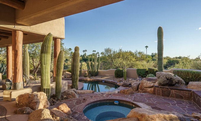Carefree Fore Maison | Private Southwestern Luxury Oasis