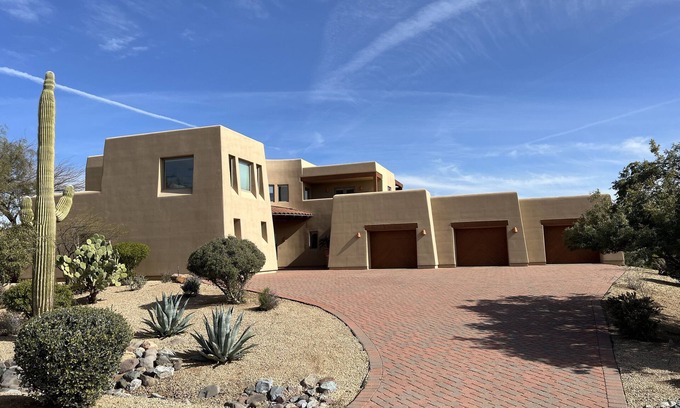 North Scottsdale Maison | Private Spanish style estate with large terraces and hot tub with expansive pool