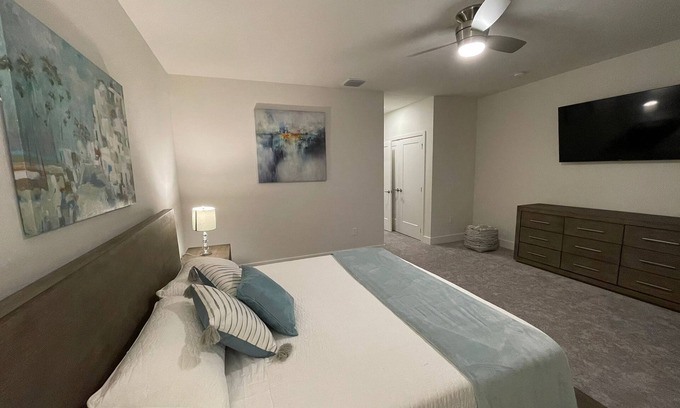 Silver Creek Maison | Private Splash Pool-Brand New & safe!