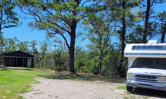 Sealevel Maison | Private Stationary RV Rental On The North Carolina Coast