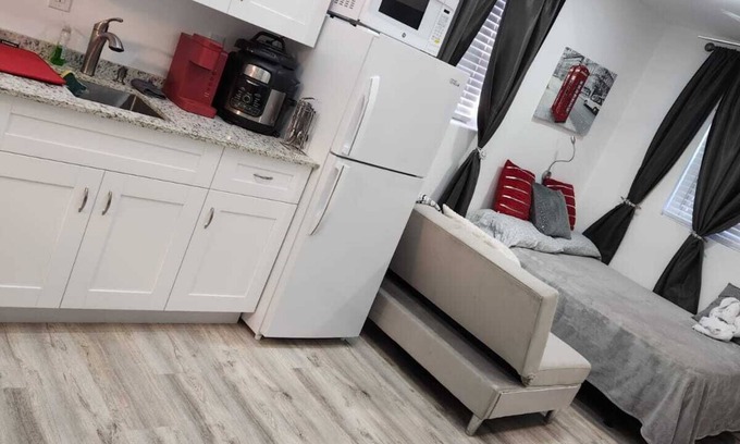 Lake Worth Appartement | Private studio with working space, in Lake Worth Beach