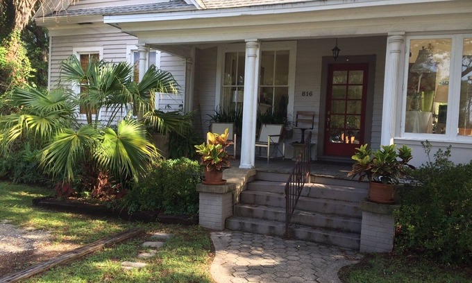 East Hill Maison | Suite privée dans une maison historique