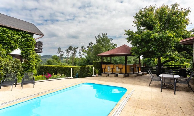 Vranov Maison | Private summer house with swimming pool, beach bar and pit for football and volleyball