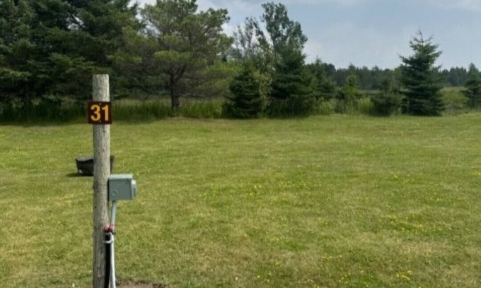 Stokes Bay Location De VR | Private Tent/RV Site Near the Bay #31