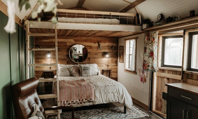 Hestand Cabine | Private tiny cabin- 10 minutes from Dale Hollow Lake!