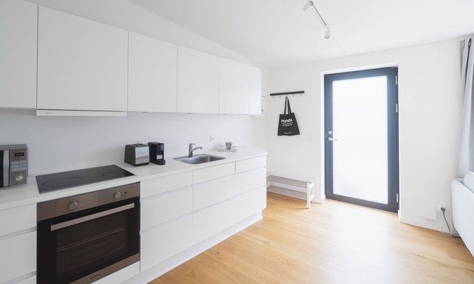 Øgadekvarteret Appartement | Private Townhouse w/ terrace
