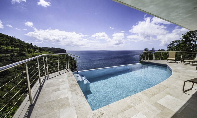 Marigot Bay Villa | Villa privée située dans la baie de Marigot * Réductions hebdomadaires disponibles!*