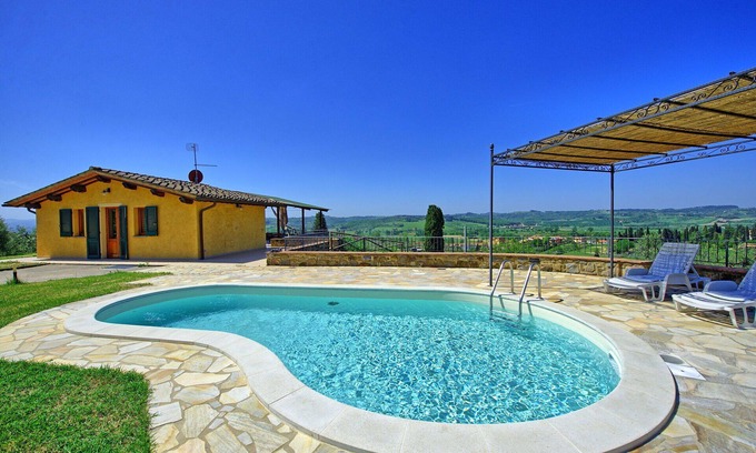 Castelfiorentino Villa | Maison de vacances privée avec piscine privée, climatisation, WIFI, TV, terrasse, vue panoramique