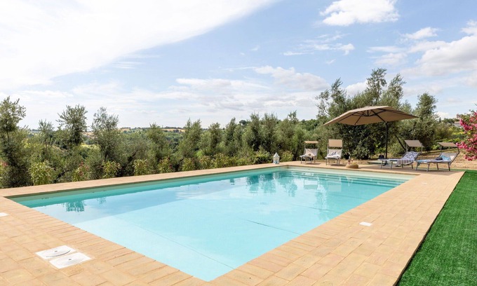 Macerata Villa | Merveilleuse maison de vacances privée avec piscine privée, WIFI, climatisation, TV, terrasse