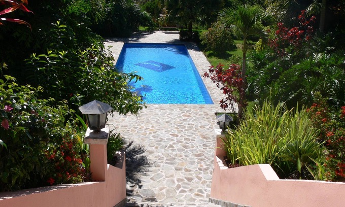 Atenas Maison | Hors-la-sentiers battus Paradise