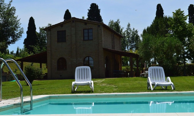 Ponte di Gabbiano Villa | Maison de vacances privée avec WIFI, climatisation, piscine privée, TV, véranda, près de Sienne