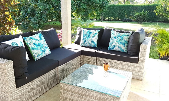Arorangi Maison | Maison privée bien équipée: piscine + jardin + couchers de soleil!