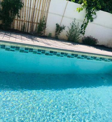 Les Angles Appartement | Proche Avignon au calme