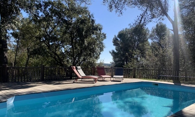 Saint-Jean-de-Cuculles Villa | Villa avec piscine proche de la nature