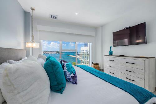 Palm Beach Appartement | Proper Design Beautiful View Ready To Enjoy