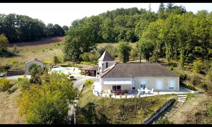 Le Vigan Maison | Propriété 2 hectares 2 maisons 10/12 personnes au calme piscine