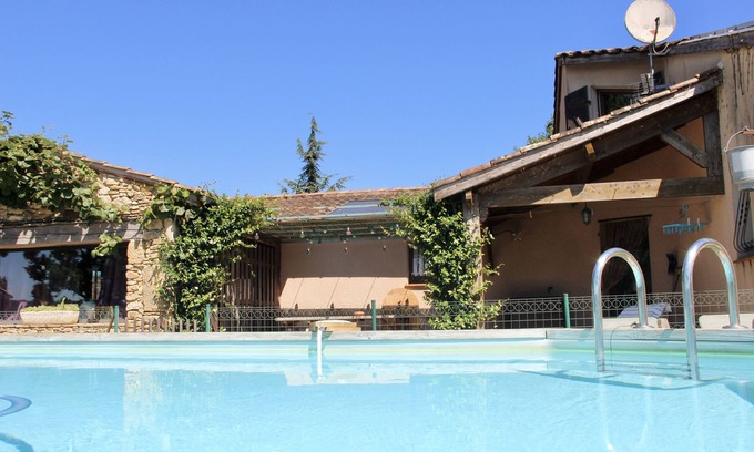 Lacapelle-Biron Villa | Propriété en Périgord Agenais, vue imprenable , piscine, SPA, Sauna, privatifs.