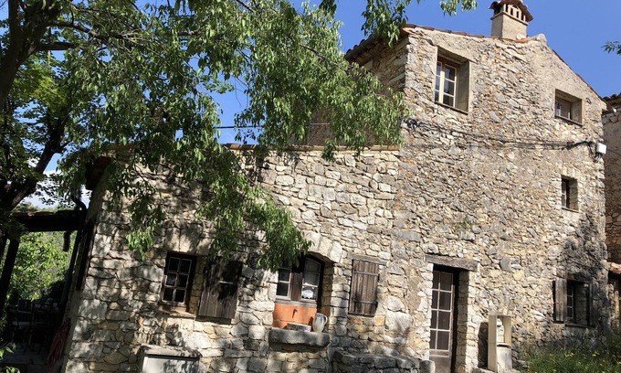 Saint-Cezaire-sur-Siagne Maison | Provence, Maison pour amoureux de la nature