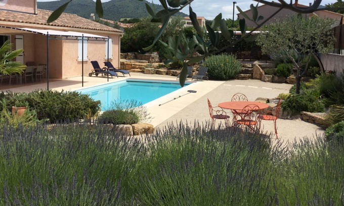 Mirabel-aux-Baronnies Villa | Maison provencale avec piscine privée et chauffée et jardin, 6 à 8 personnes