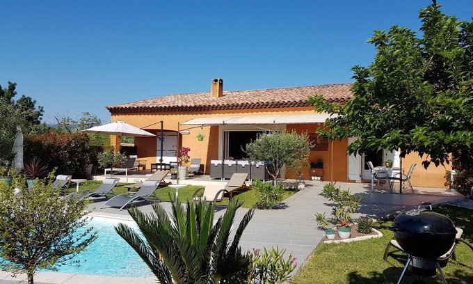 Salernes Villa | PROVENCE SALERNES VILLA PLAIN PIED AVEC PISCINE STRICTEMENT PRIVE (chauffée)
