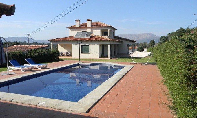 Cardielos Villa | Homerez - Villa à Santa Leocádia de Geraz do Lima