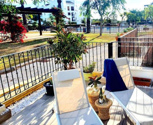 Caserio Los Tarquinos Appartement | Ptabaja. a pie de piscina en el Valle Golf Resort