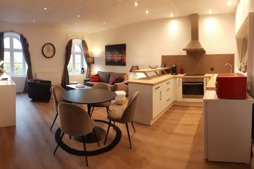 Lons-le-Saunier Appartement | Ptit Montciel sur les hauteurs de Lons