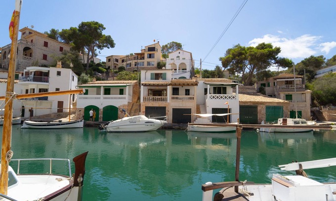 Cala Figuera Chalet De Ski | Puerto Cala Figuera by dracmallorca