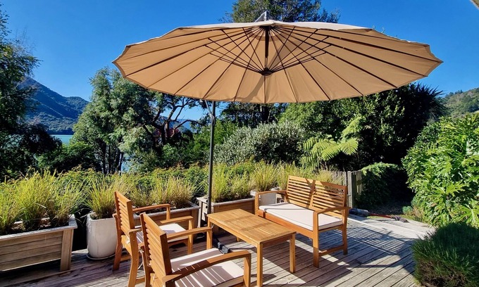 Havelock Maison | Pukenui Paradise - Havelock Holiday Home
