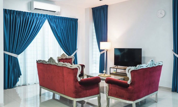 Bandar Puncak Alam Maison | Puncak Alam Double Storey 10pax Family Free-wifi