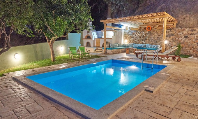 Rodakino Villa | South Coast,Private pool,Beach & Tavern