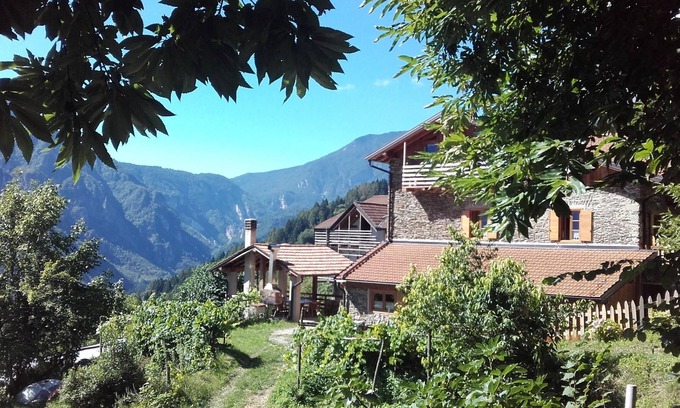 Caldonazzo Appartement | Pure nature in Trentino - apartment with terrace & mountain views near Lake Caldonazzo!