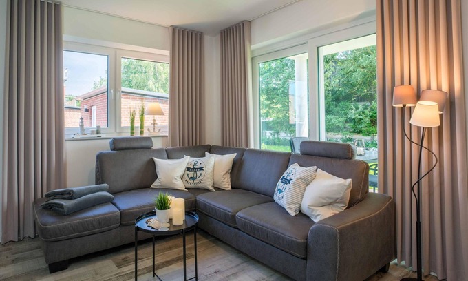 Wangerland Appartement | Pure North Sea flair: relaxation in the 'Lüttje Parl' vacation apartment in Hooksiel