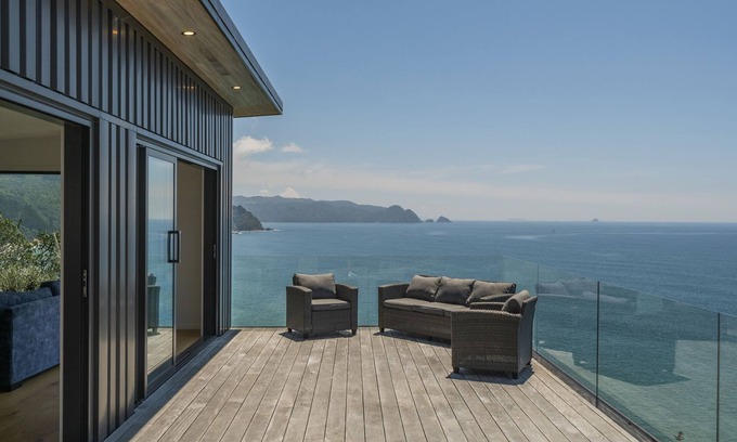 Tairua Maison | Purepure - Tairua Holiday Home