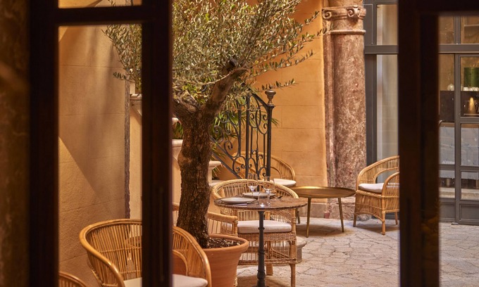 La Llotja-Born Hôtel | PuroGrand Hotel