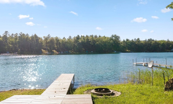 Baldwin Cabine | Putman Lake Cabin & Bunkhouse | Beach | AC | Fish