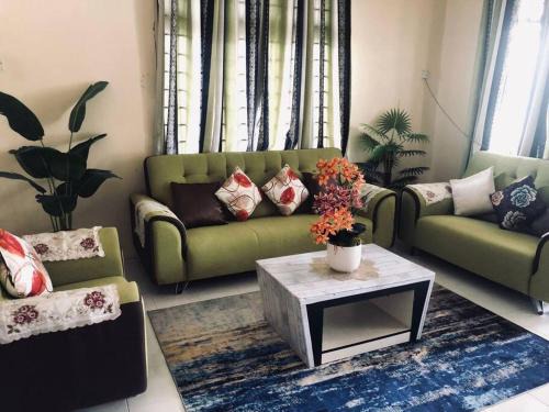 Pengkalan Chepa Maison | Putri Homestay Bungalow at UMK Pengkalan Chepa